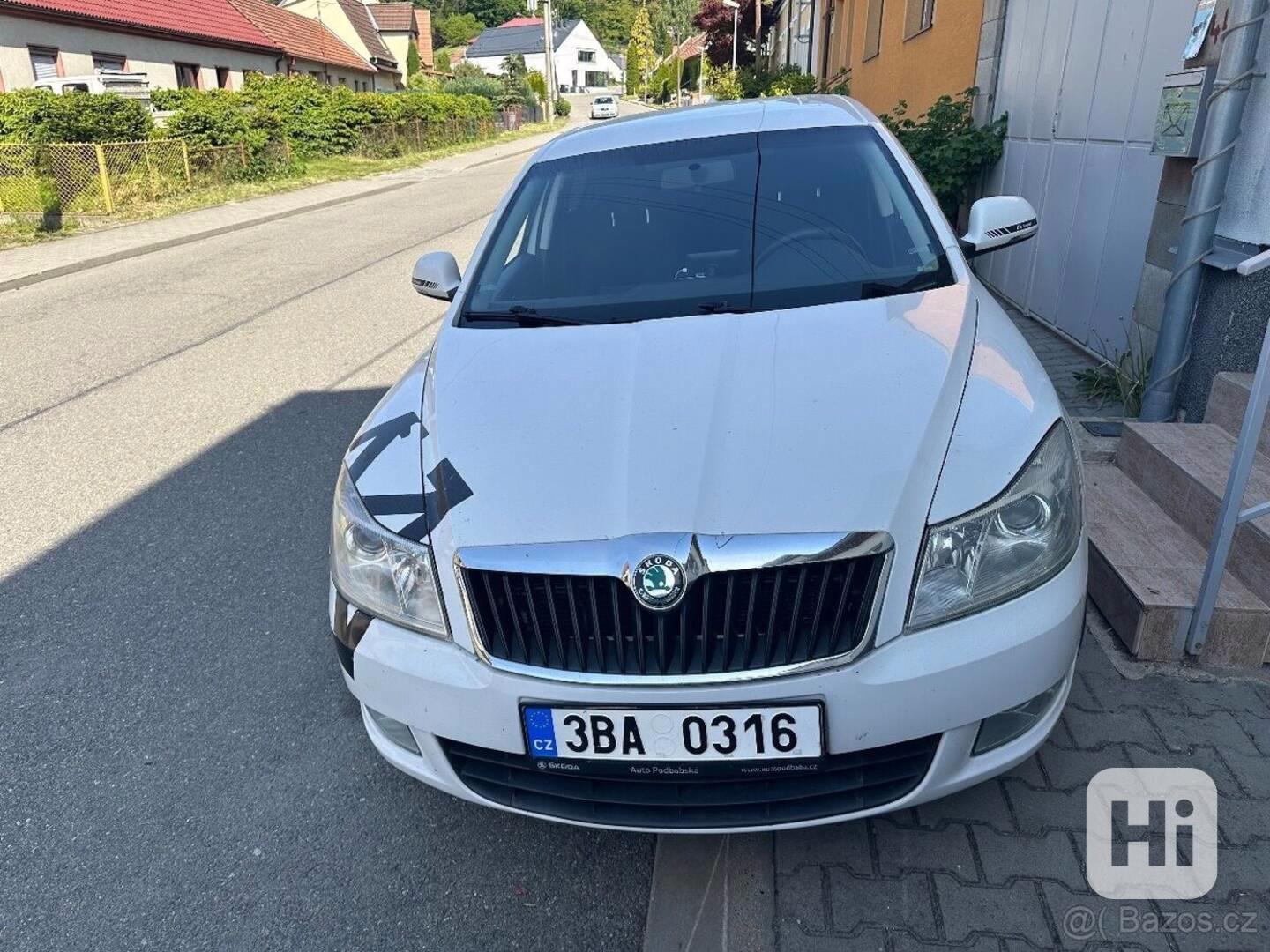 Škoda Octavia 1,6   2012 - foto 1
