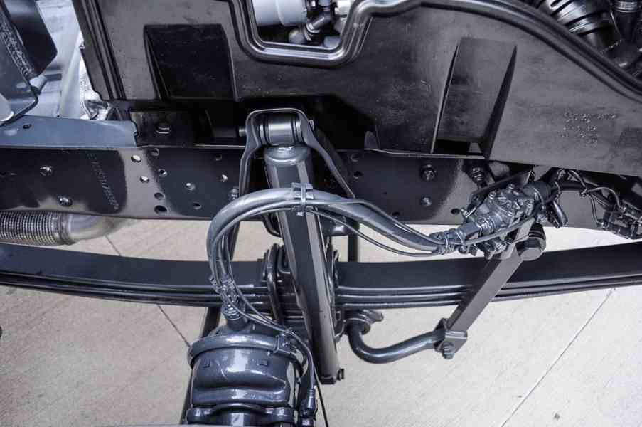 MERCEDES ATEGO 1218 NOVÝ HÁKOVÝ NOSIČ KONTEJNERŮ + HYDR. RUK - foto 62