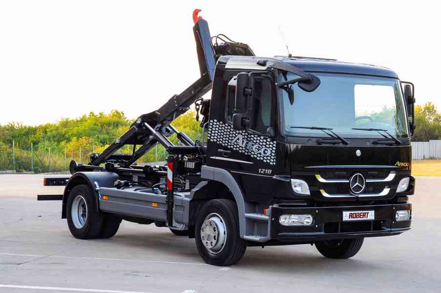 MERCEDES ATEGO 1218 NOVÝ HÁKOVÝ NOSIČ KONTEJNERŮ + HYDR. RUK - foto 84