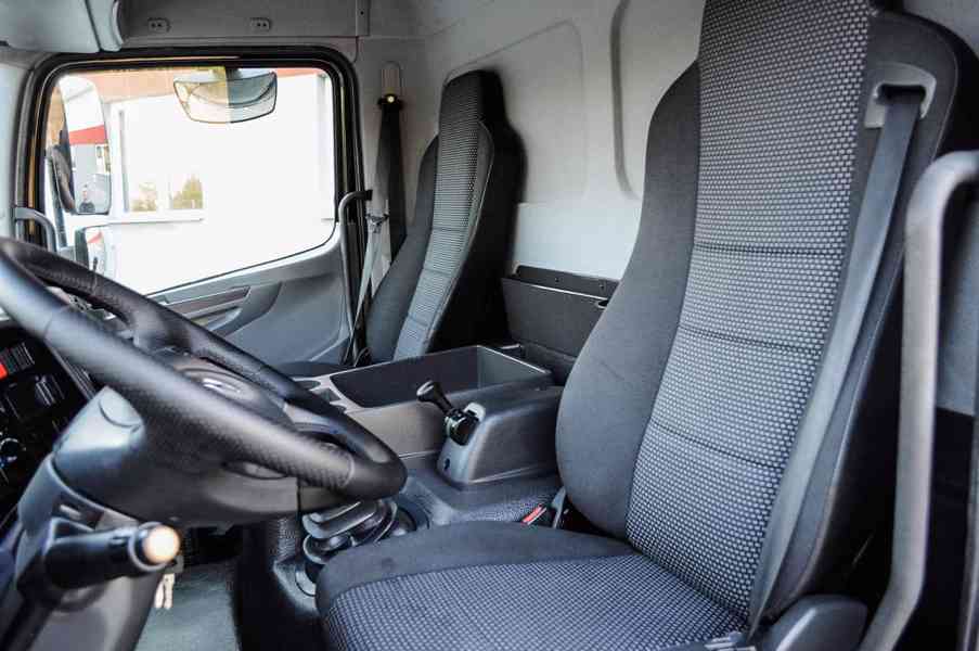 MERCEDES ATEGO 1218 NOVÝ HÁKOVÝ NOSIČ KONTEJNERŮ + HYDR. RUK - foto 53