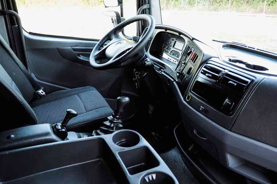 MERCEDES ATEGO 1218 NOVÝ HÁKOVÝ NOSIČ KONTEJNERŮ + HYDR. RUK - foto 49
