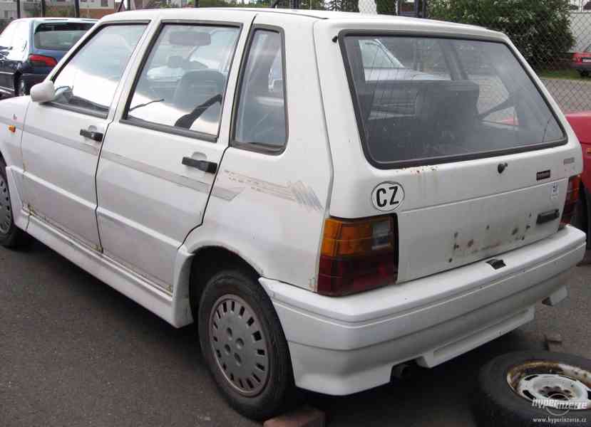 FIat UNO 75 1,5 IE   r.v. 1987 - foto 2