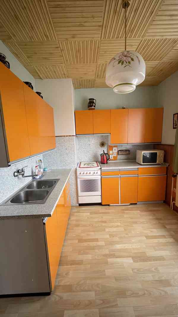 Prodej rodinného domu v Chorušicích - foto 10