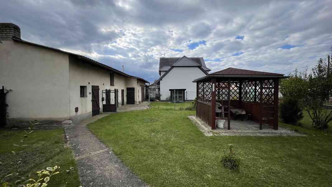 Prodej rodinného domu v Chorušicích - foto 7