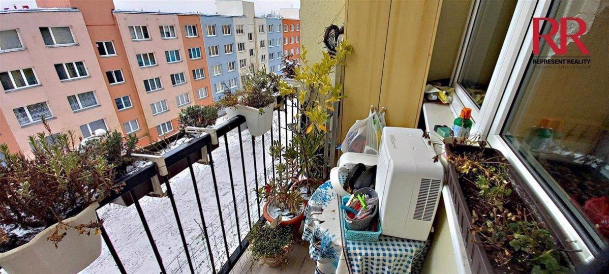 Prodej bytu 3+1 s balkonem v Českých Velenicích po rekonstrukci - foto 27