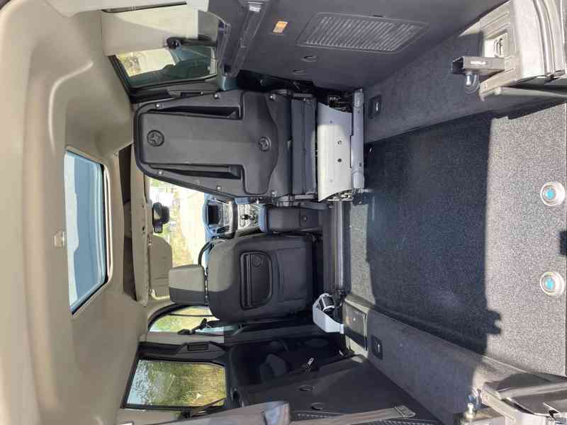 Ford Tourneo pro převoz vozíčkáře - foto 5