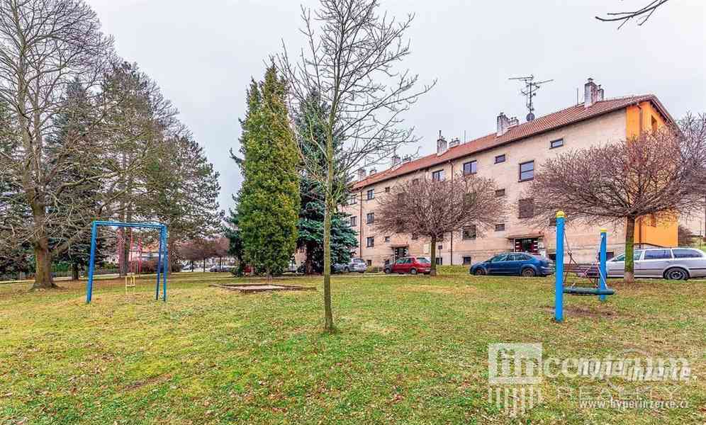 Prodej bytu 2+1 54 m2 Smetanova, Chvaletice - foto 2