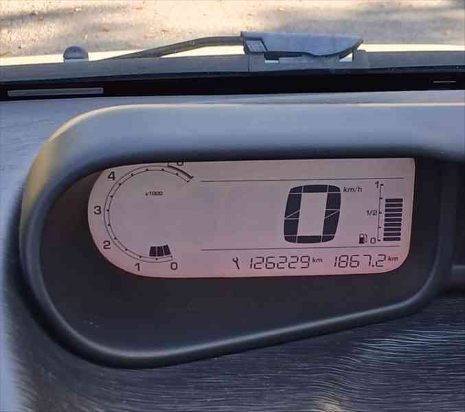 Citroën C3 Picasso 1,4 70kW, benzín - foto 10