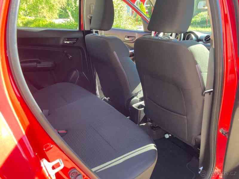Suzuki Swift - foto 9