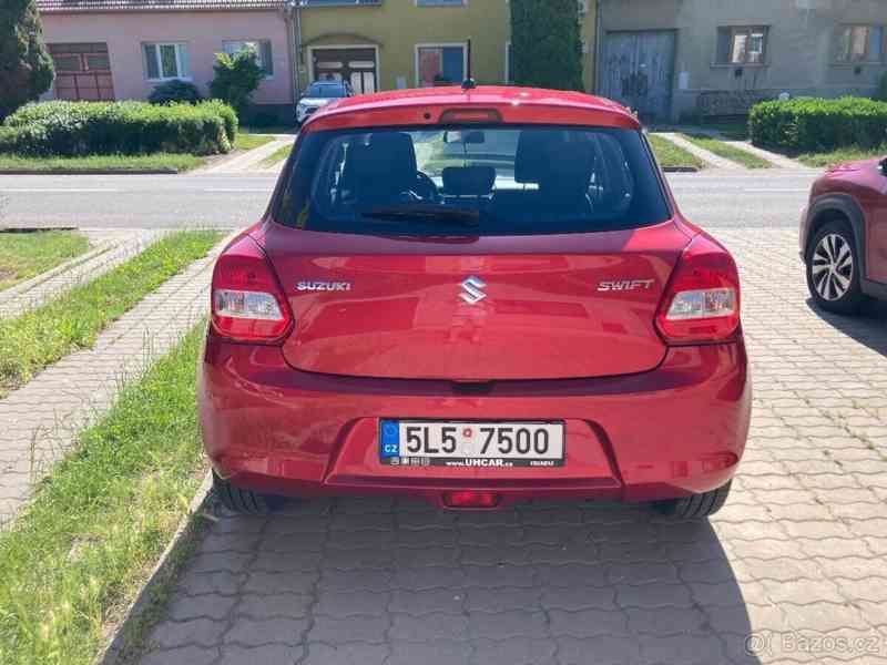 Suzuki Swift - foto 6
