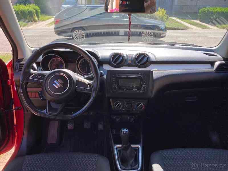 Suzuki Swift - foto 14