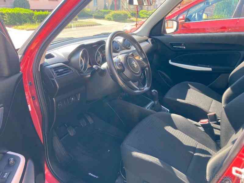Suzuki Swift - foto 11