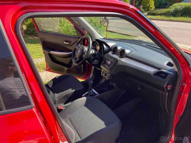 Suzuki Swift - foto 10