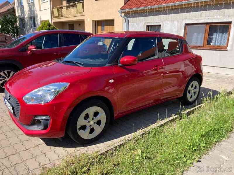 Suzuki Swift - foto 8