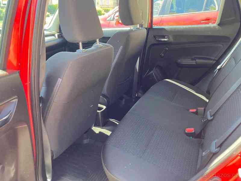 Suzuki Swift - foto 13