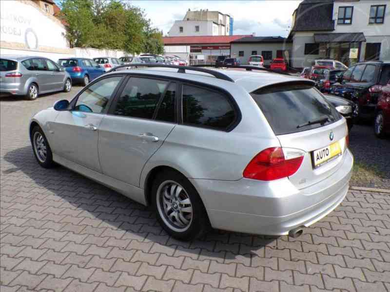 BMW 318 D 2,0 XENONY - foto 4