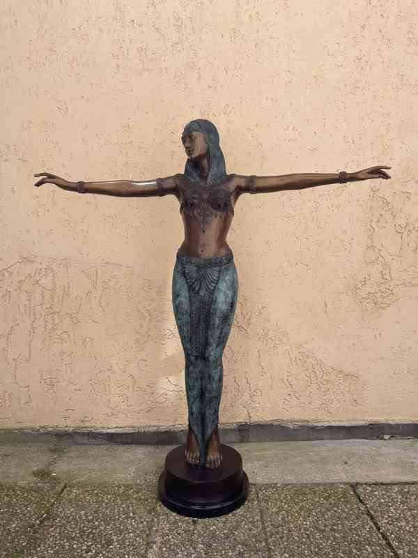 Velká bronzová socha - tanečnice 154 cm styl D. H. Chiparus - foto 1