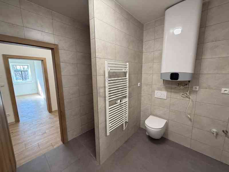 EXKLUZIVNĚ K PRONÁJMU DESIGNOVÝ MEZONET 4+kk „ROSTĚNICE-ZVON - foto 13