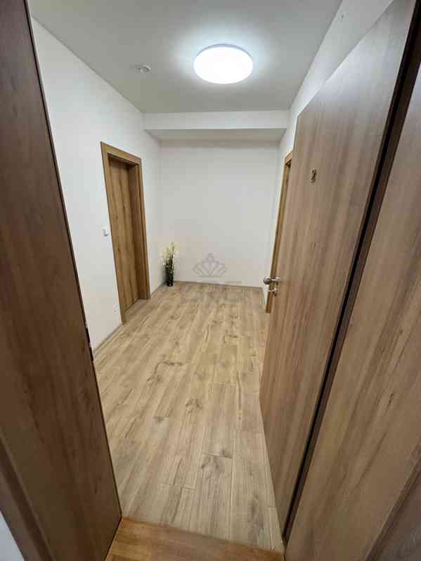 EXKLUZIVNĚ K PRONÁJMU DESIGNOVÝ MEZONET 4+kk „ROSTĚNICE-ZVON - foto 14