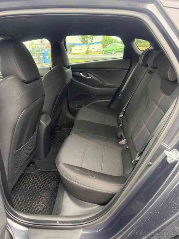 Hyundai i30 1,5   T-Gdi benzin 118 kW N Line - foto 5