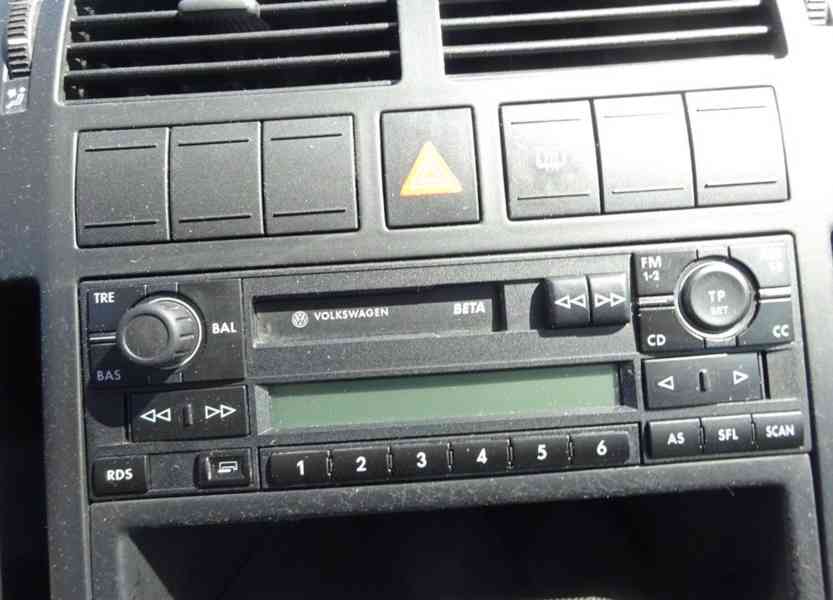 VW POLO 1.2i r.v.2004 STK:4/2026 KOUPENO V ČR - foto 9