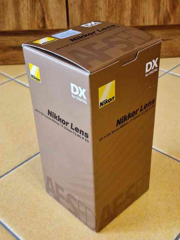 Nikon 17-55 mm f/2,8 G IF ED AF-S DX - foto 12