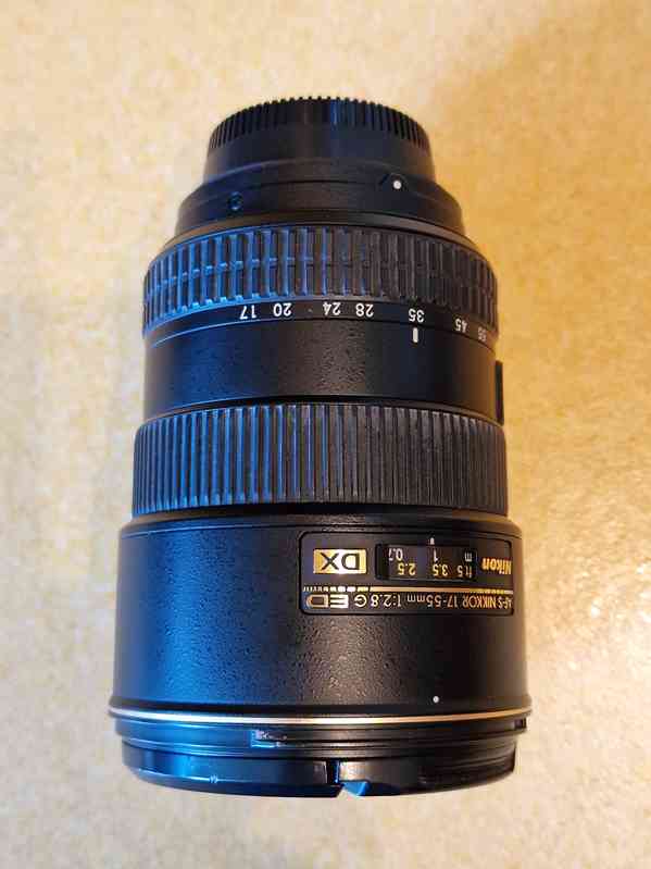Nikon 17-55 mm f/2,8 G IF ED AF-S DX - foto 4