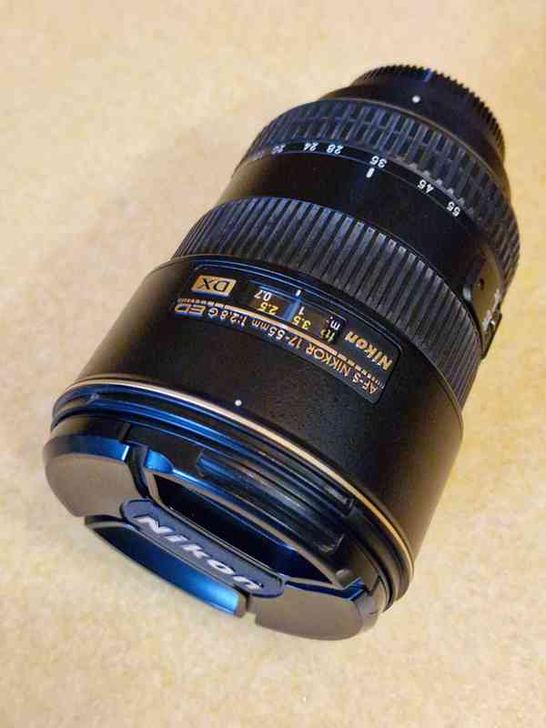 Nikon 17-55 mm f/2,8 G IF ED AF-S DX - foto 5