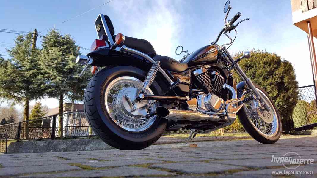 Suzuki VS 800 Intruder - foto 6