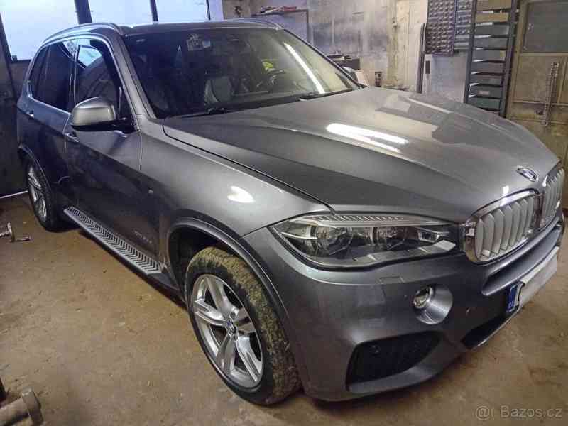 BMW X5 R.V. 11/2014 - foto 8