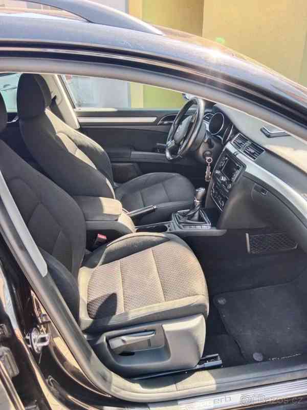 Škoda Superb 2,0   TDI 103 kw - foto 12
