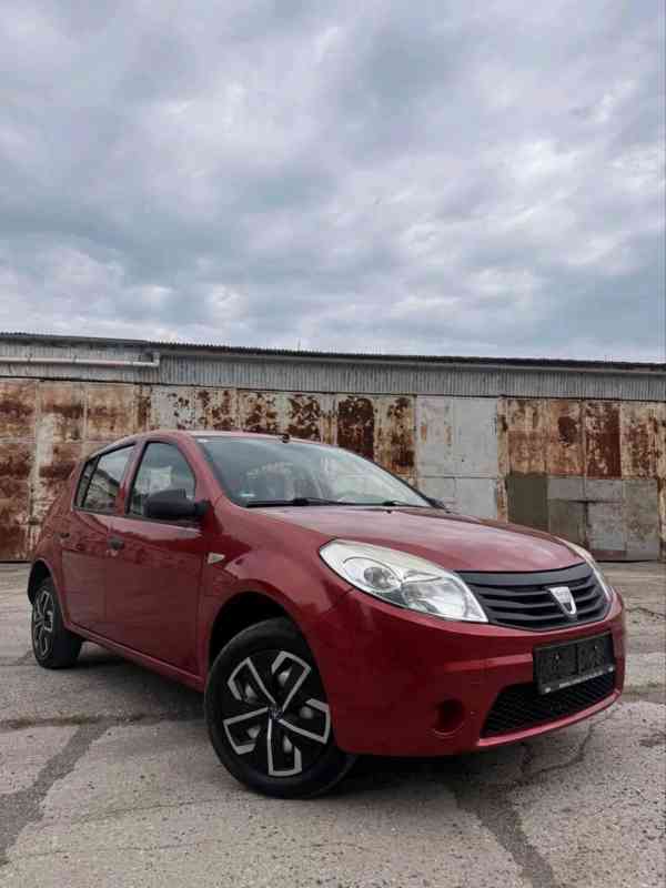 Dacia sandero - foto 1