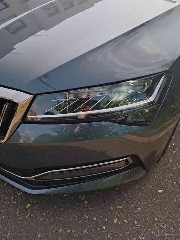Škoda Superb 2,0   TDI 110 kW dsg 2021/12 - foto 2
