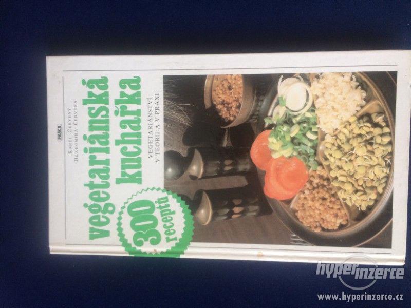 Prodám knihu Vegetariánská kuchařka, K.Červený - foto 1