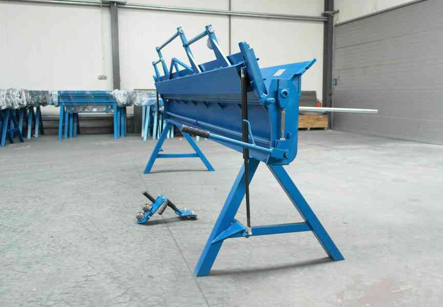 4metrová-ohýbačka-plechů Ruční ohýbačka na plech 4140mm/0,8m - foto 8