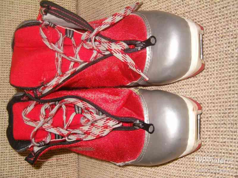 Červené boty na běžky Madshuds Rottefella NNN, dětské lyže - foto 3