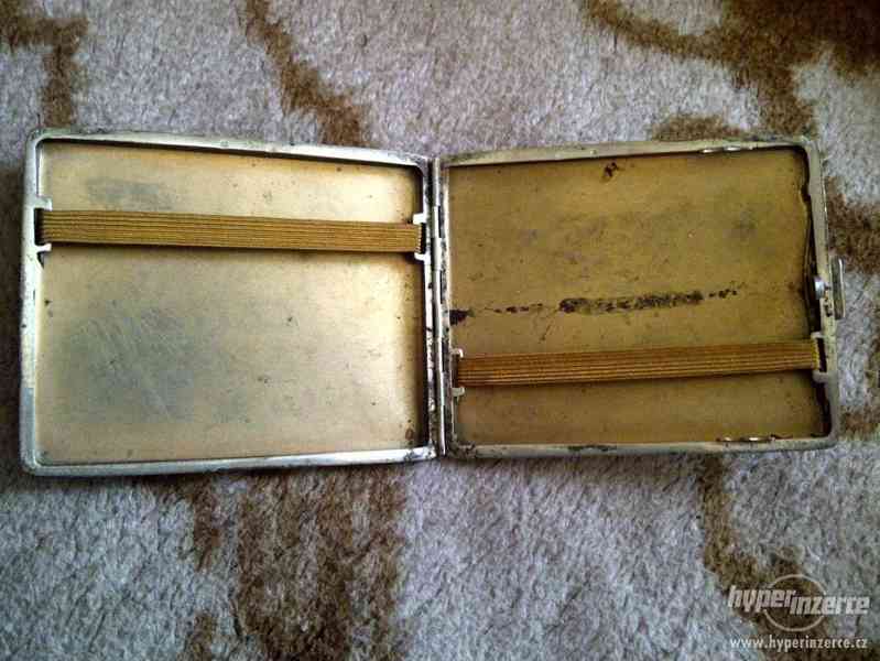 STAROŽITNÁ STŘÍBRNÁ TABATĚRKA - foto 2