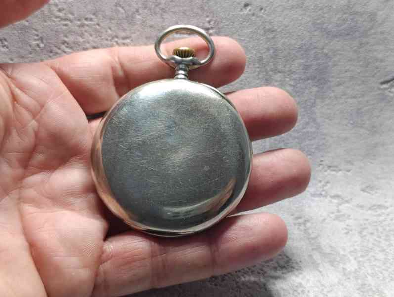 Staré 54mm velké švýcarské kapesní hodinky DOXA erotika - foto 8