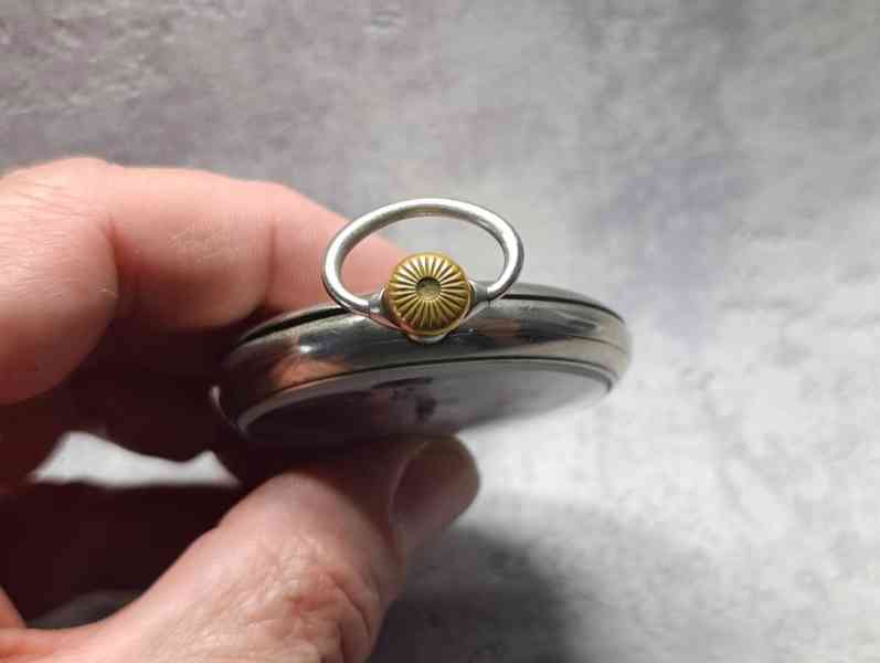 Staré 54mm velké švýcarské kapesní hodinky DOXA erotika - foto 11