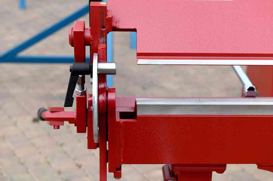Nová ohýbačka plechů RED 2200/0,8/145° ProdMasz - foto 3