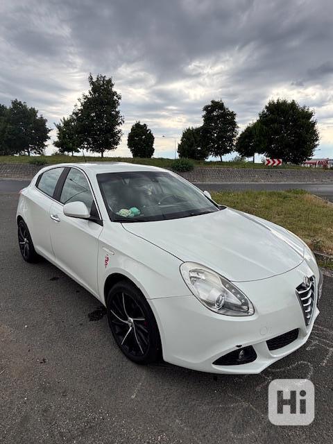 Alfa Romeo Giulietta 1.4 Turbo , 2013 - foto 1