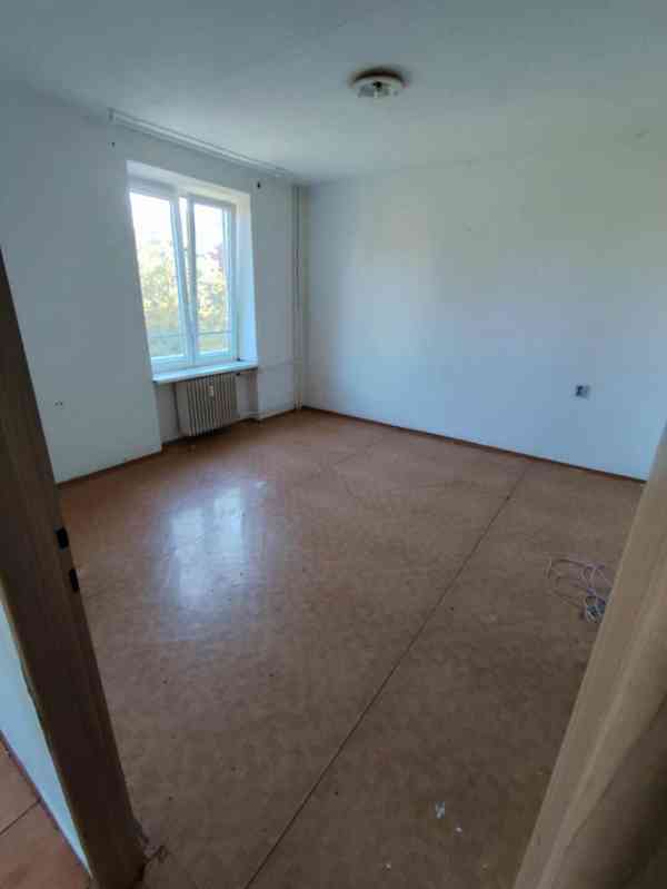 Pronájem bytu 1+1 v OV v ulici Tř. Budovatelů - foto 5