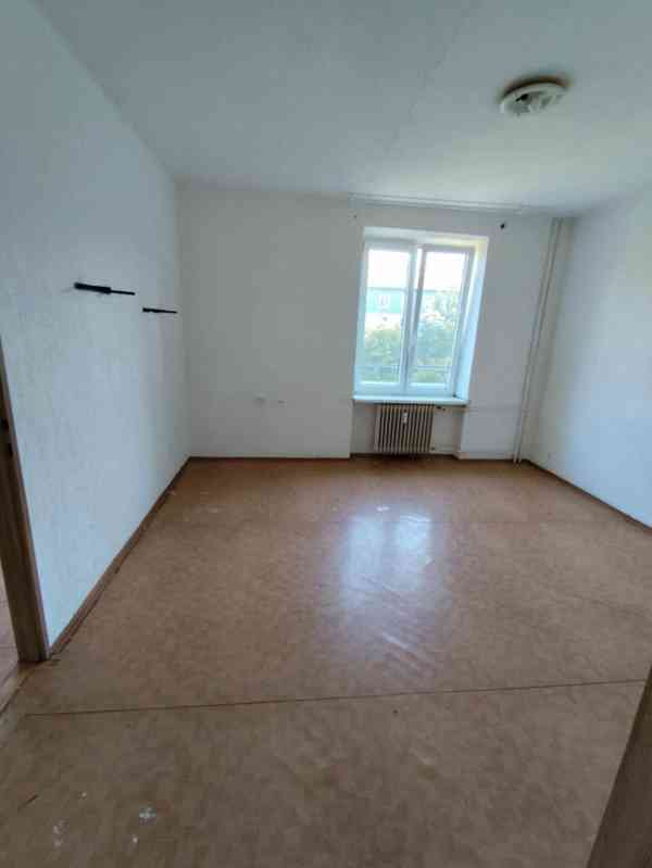 Pronájem bytu 1+1 v OV v ulici Tř. Budovatelů - foto 4