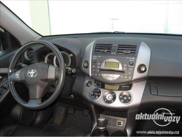 Toyota RAV4 2.2, nafta, r.v. 2008, kůže - foto 24