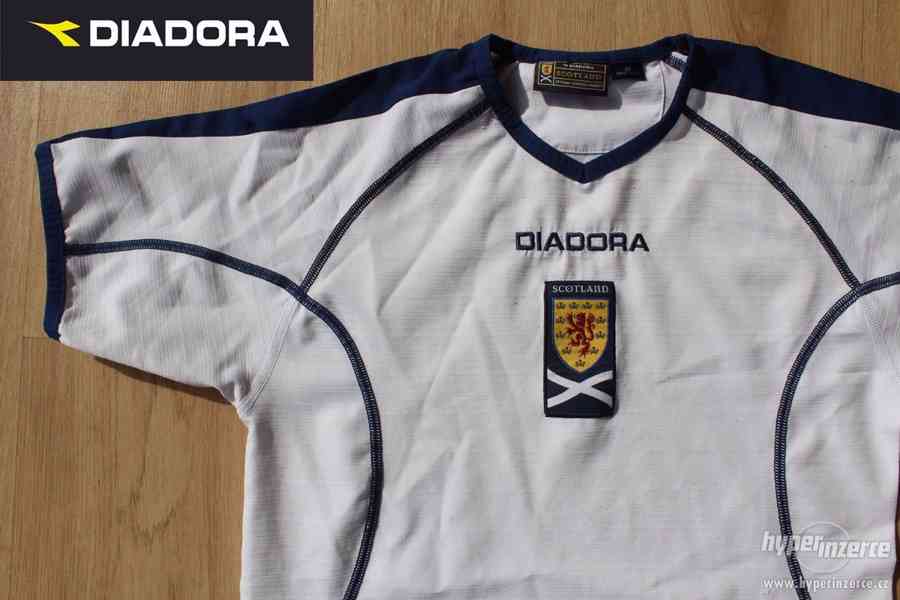 Chlapecký bílý dres Diadora, 8-10 let - foto 1