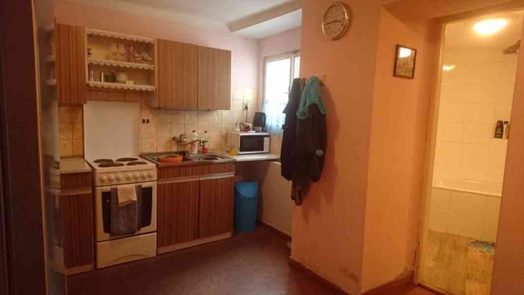 Nové Strašecí - prodej RD s pozemkem 372 m2 - foto 5