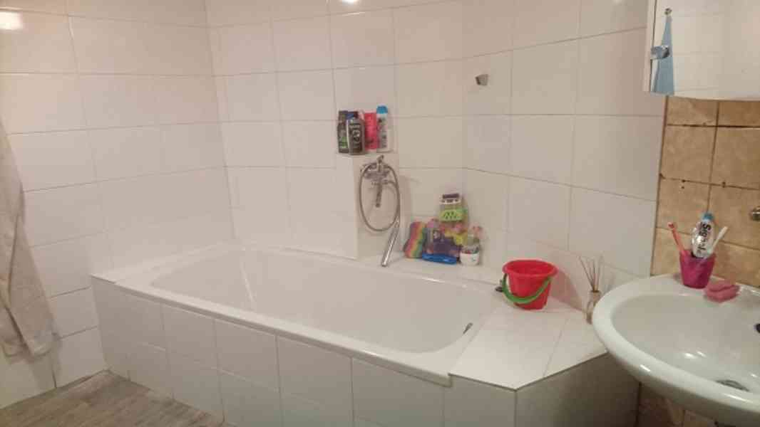 Nové Strašecí - prodej RD s pozemkem 372 m2 - foto 6