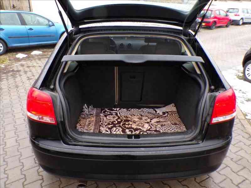 Audi A3 1,6 i KLIMA,BOSE SoundSystem - foto 10