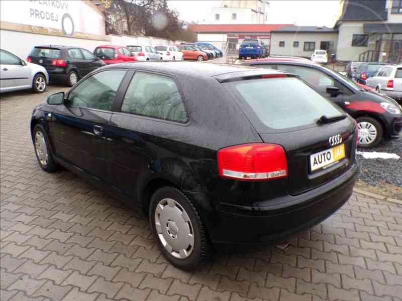 Audi A3 1,6 i KLIMA,BOSE SoundSystem - foto 4