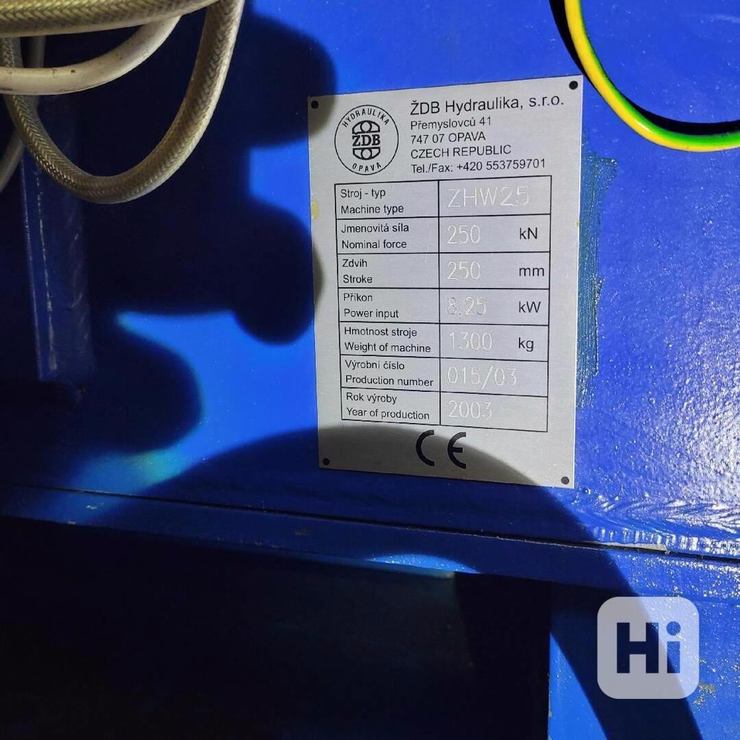 Prodáme hydraulický lis - foto 1